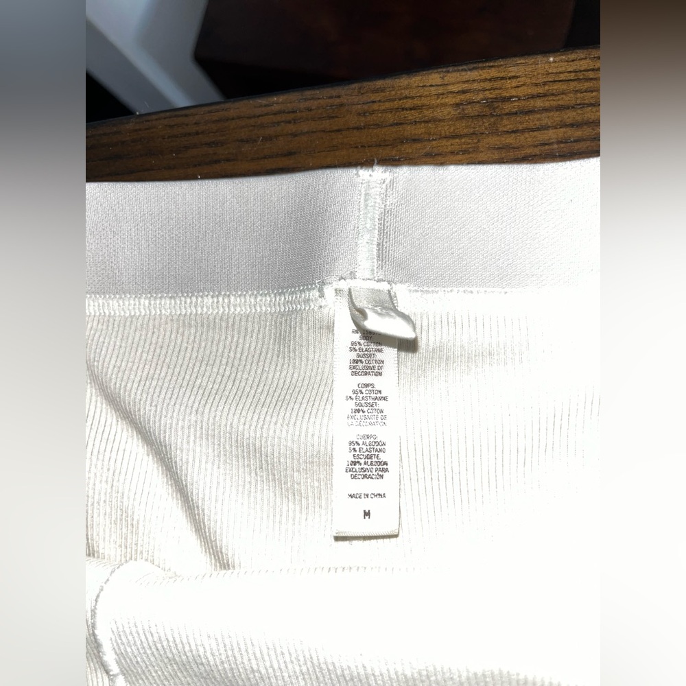 Skims Ribbed Boxers - Picture 2 of 3